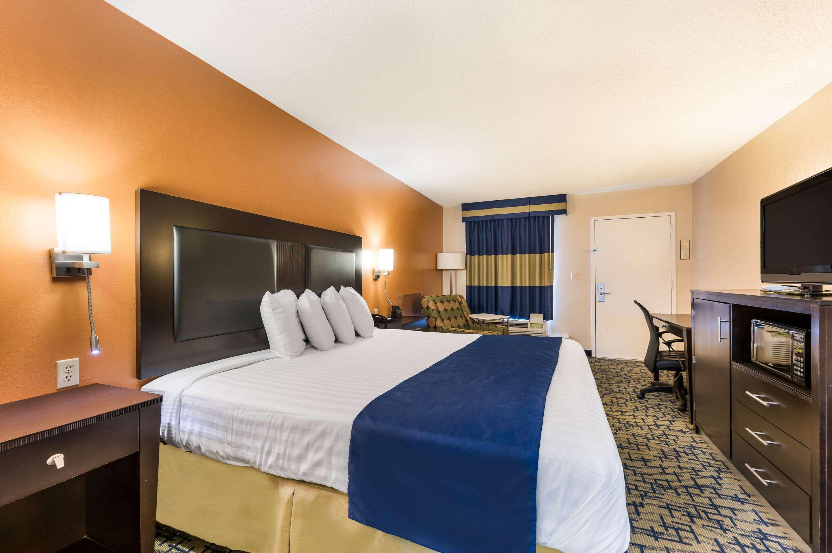 Surestay Hotel By Best Western Meridian Bagian luar foto