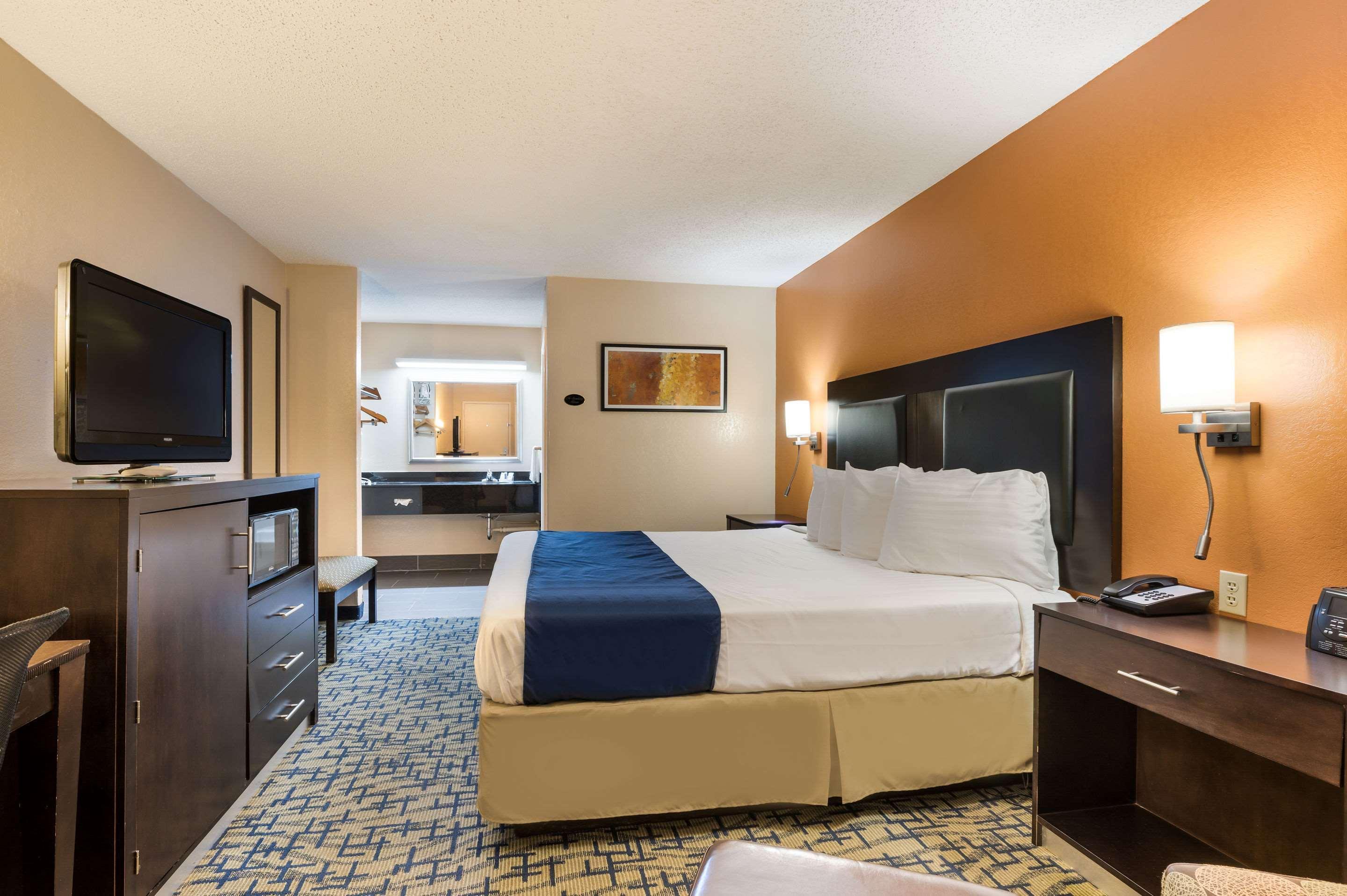 Surestay Hotel By Best Western Meridian Bagian luar foto