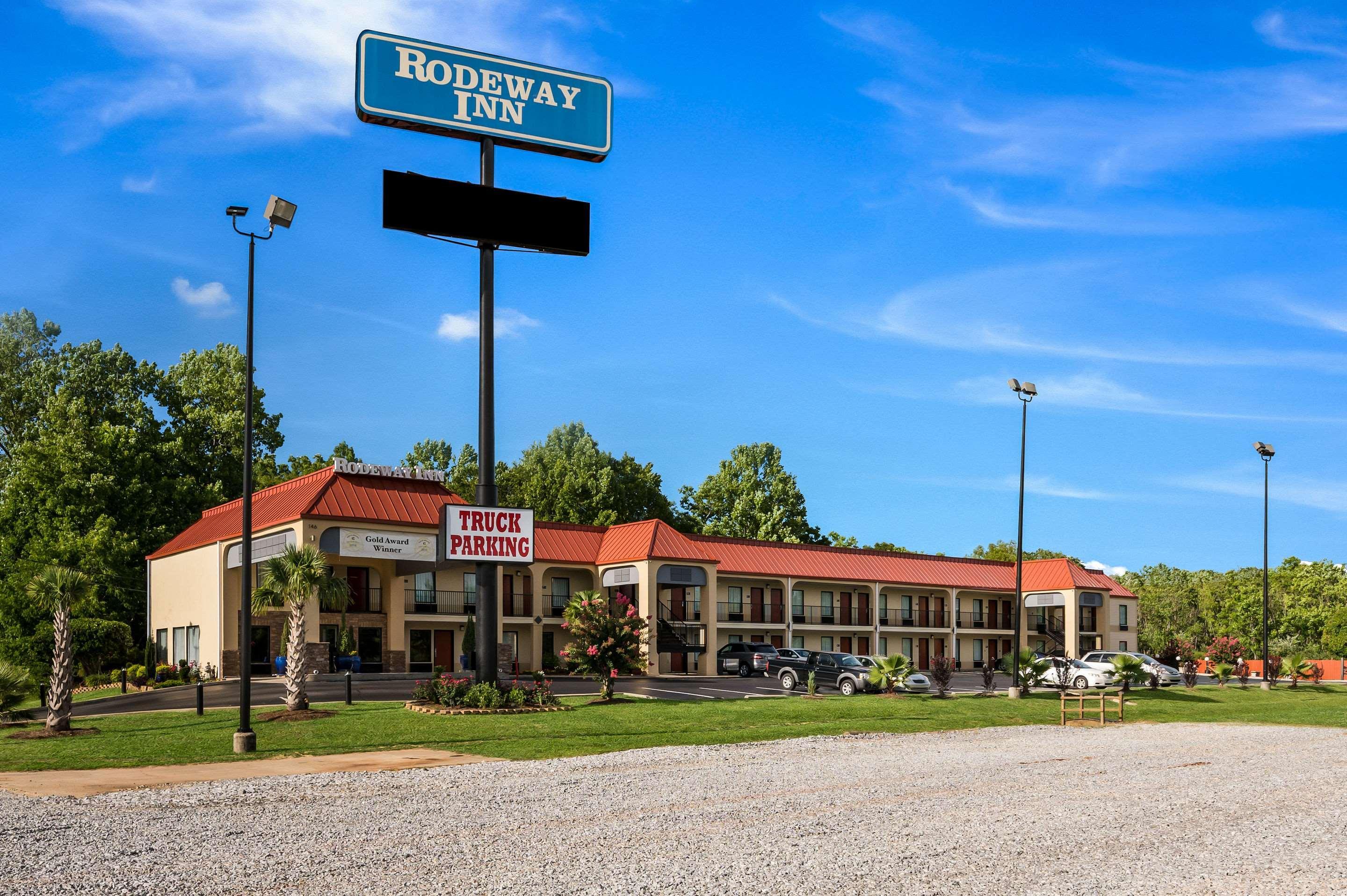Surestay Hotel By Best Western Meridian Bagian luar foto