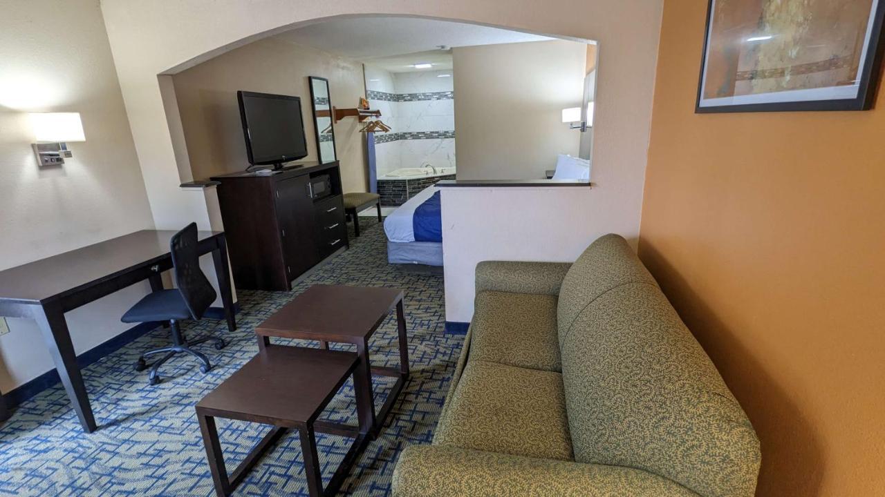 Surestay Hotel By Best Western Meridian Bagian luar foto